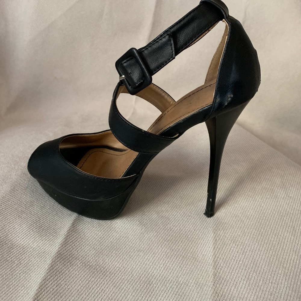 Black Strappy Stilettos